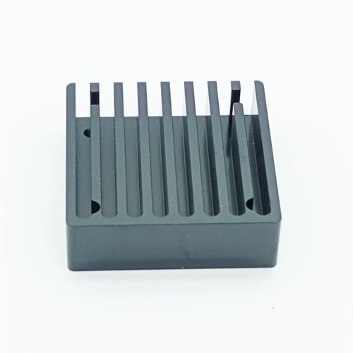 Partijiet u ħardwer tar-radjatur tal-ipproċessar tal-aluminju CNC CNC